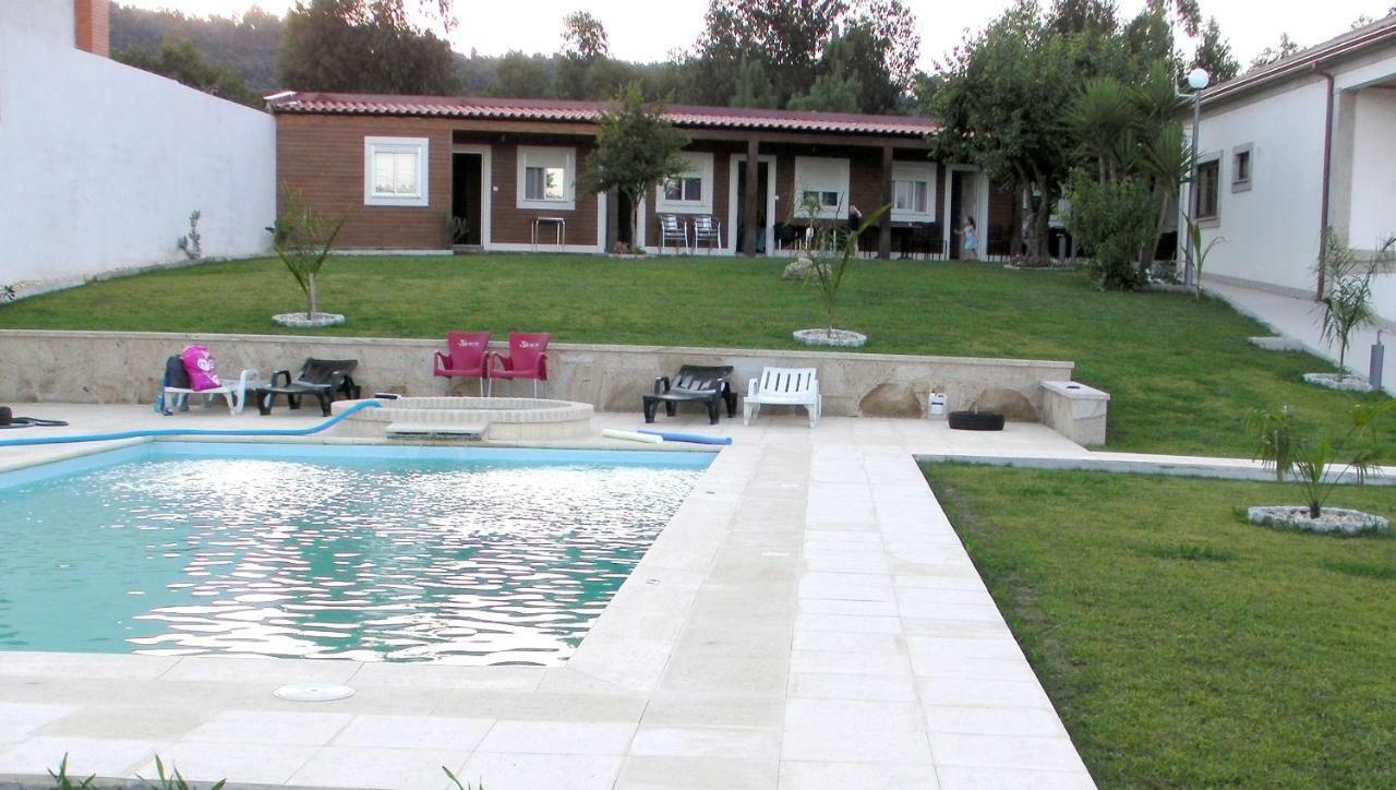 Alojamento Costa & Dias Vila Verde  Exterior foto